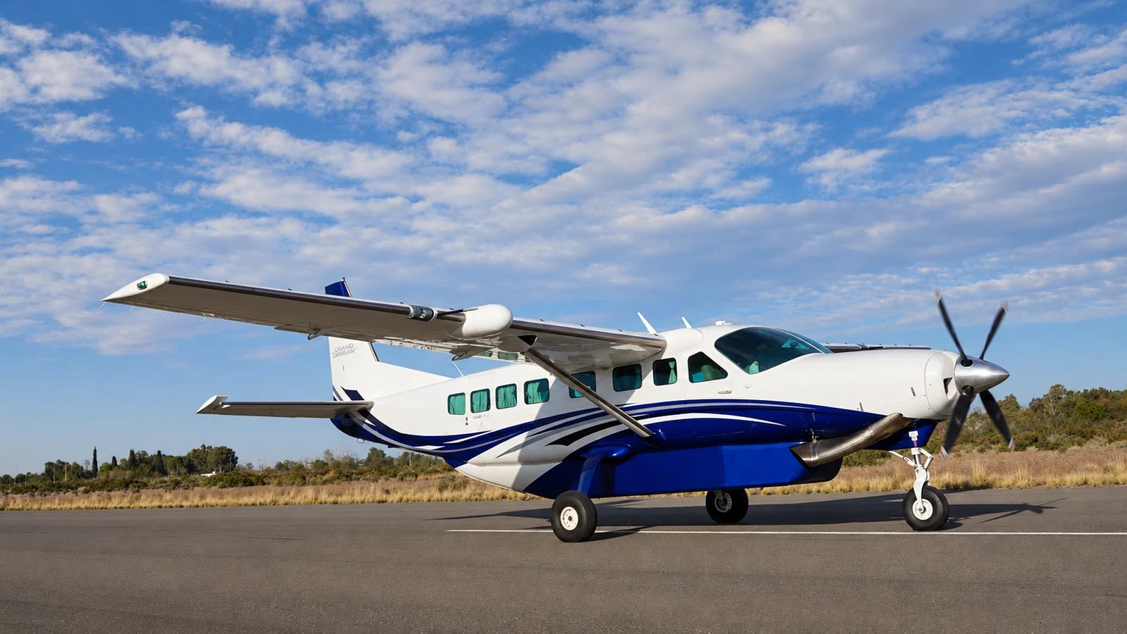 Cessna Grand Caravan LV-KHC en la pista